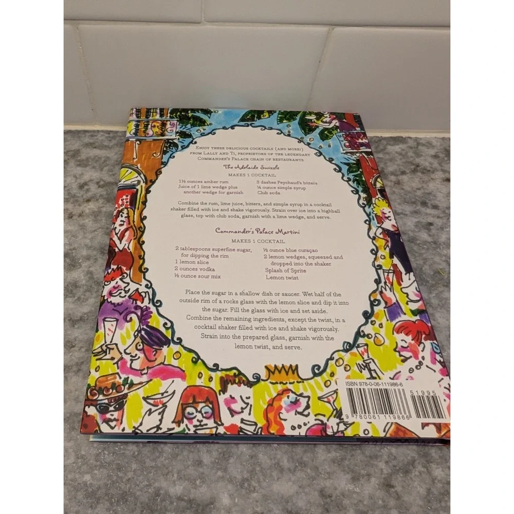 In the‎ Land of Cocktails: Recipes and Adventures from the Cocktail Chicks